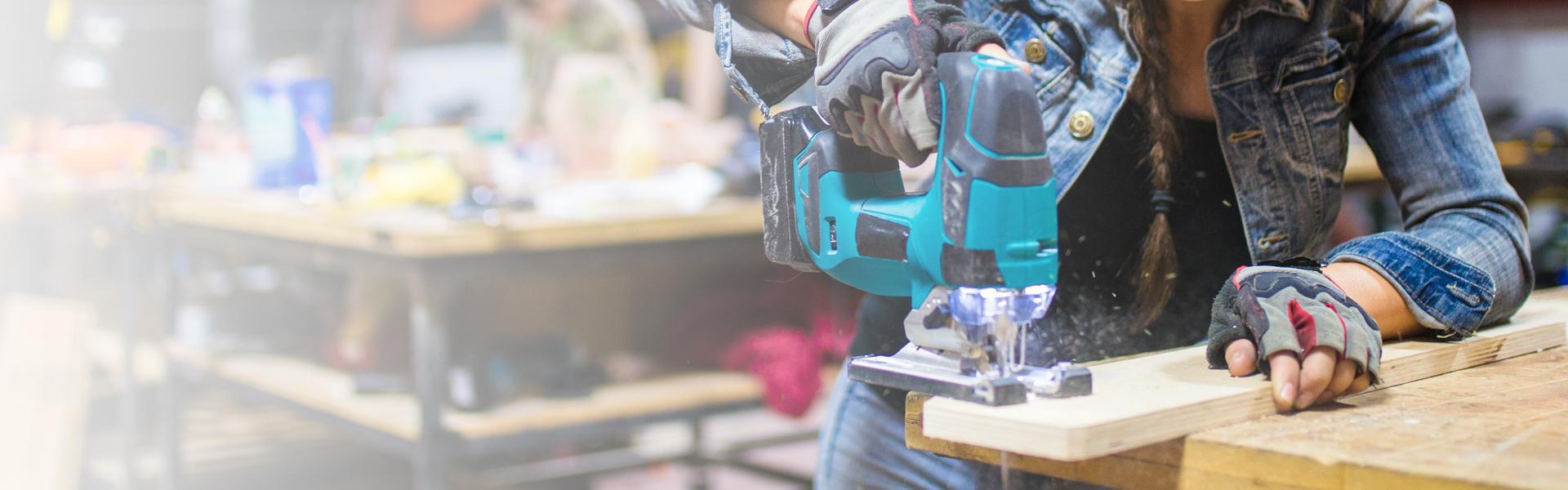 Cięcie pilarką ręczną - slide 2